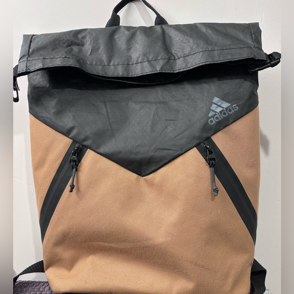 ADIDAS Rectangular Fold-over Black / Tan Backpack / Unisex - Picture 6 of 14